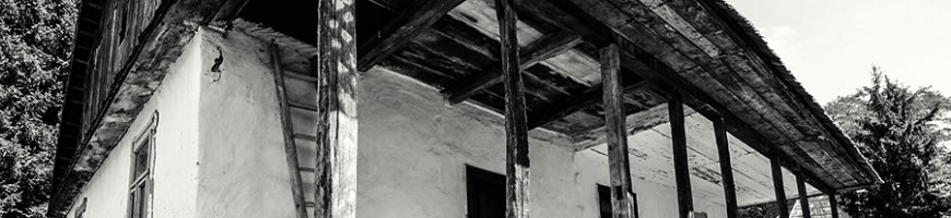 casa-de-pe-valea-izei